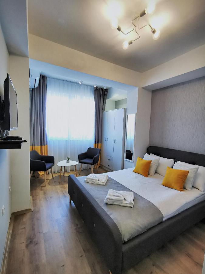 Guest Rooms Denicija Skopje Esterno foto